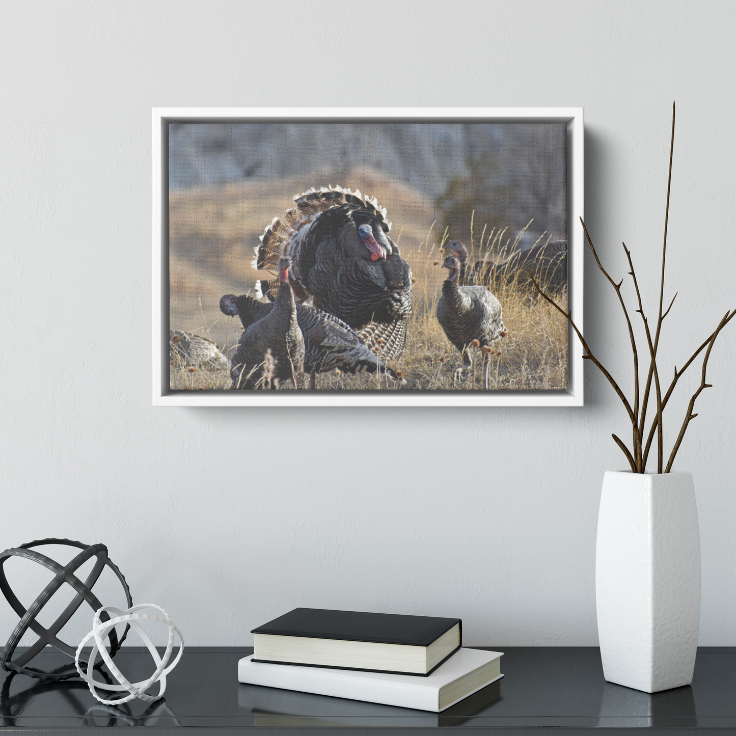Clover_Schultz-Tiedeken_Canvas_Print_wit_Framed_Canvas_H_Rectangle_Small_Lifesty_Mockup.png